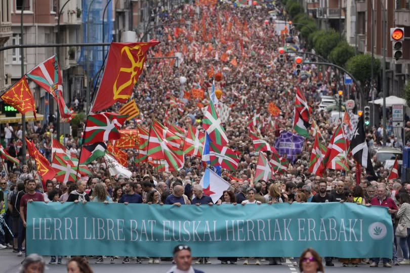 – Pays Basque – To give Basque and Basque culture a robust future