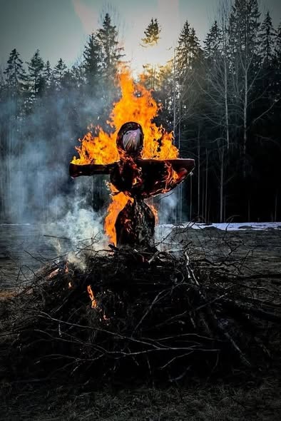 BÛCHER ET NOYADE DE MARZANNA, DEESSE DE L&rsquo;HIVER